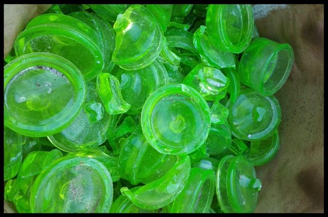green baati glass art